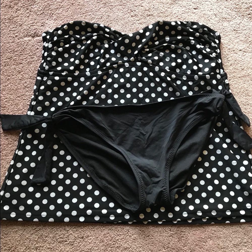 BOTH Polkadot tankini w/ black tie bottoms